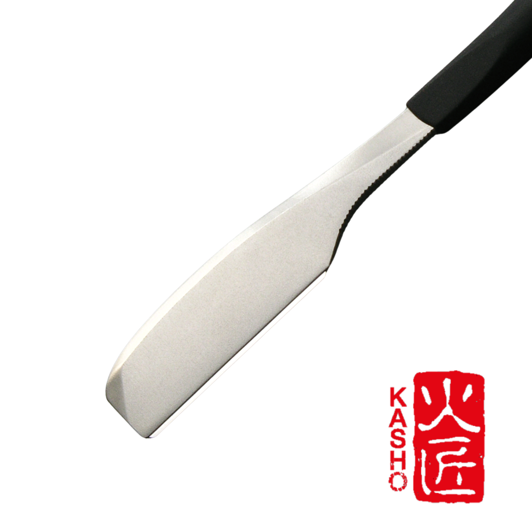 Kai Captain straight handle razor